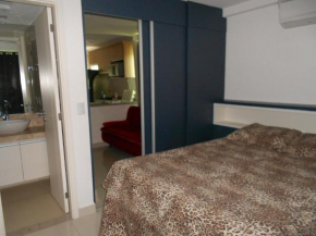 Açai Flat 301
